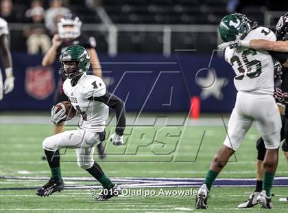 Thumbnail 3 in Longview vs. Wylie (UIL 5A Region II Regional Playoffs) photogallery.