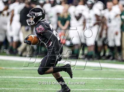 Thumbnail 2 in Longview vs. Wylie (UIL 5A Region II Regional Playoffs) photogallery.