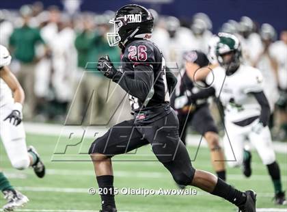 Thumbnail 2 in Longview vs. Wylie (UIL 5A Region II Regional Playoffs) photogallery.