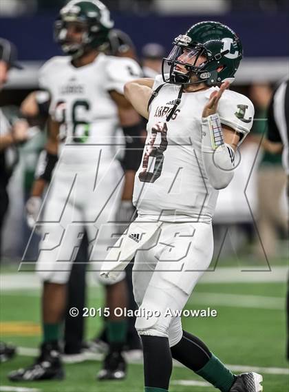 Thumbnail 3 in Longview vs. Wylie (UIL 5A Region II Regional Playoffs) photogallery.