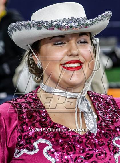 Thumbnail 1 in Longview vs. Wylie (UIL 5A Region II Regional Playoffs) photogallery.