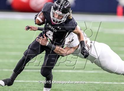 Thumbnail 3 in Longview vs. Wylie (UIL 5A Region II Regional Playoffs) photogallery.