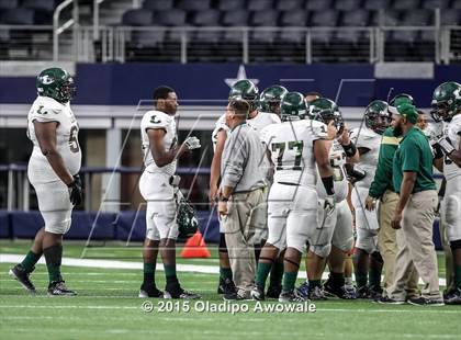 Thumbnail 1 in Longview vs. Wylie (UIL 5A Region II Regional Playoffs) photogallery.