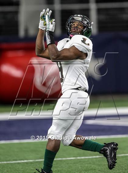 Thumbnail 1 in Longview vs. Wylie (UIL 5A Region II Regional Playoffs) photogallery.