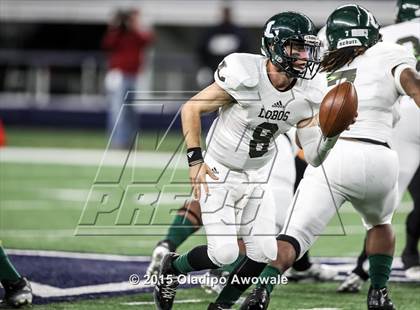 Thumbnail 2 in Longview vs. Wylie (UIL 5A Region II Regional Playoffs) photogallery.