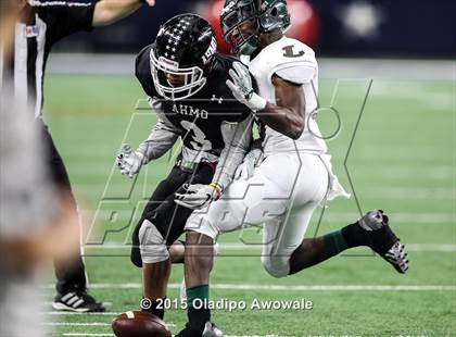 Thumbnail 2 in Longview vs. Wylie (UIL 5A Region II Regional Playoffs) photogallery.