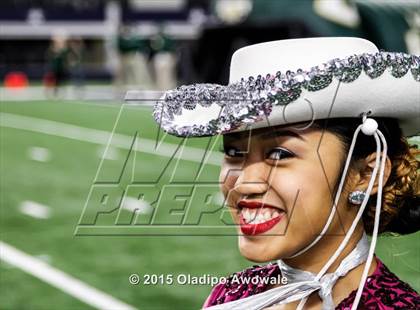 Thumbnail 1 in Longview vs. Wylie (UIL 5A Region II Regional Playoffs) photogallery.