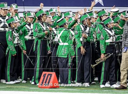 Thumbnail 1 in Longview vs. Wylie (UIL 5A Region II Regional Playoffs) photogallery.