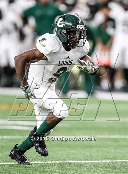 Thumbnail 2 in Longview vs. Wylie (UIL 5A Region II Regional Playoffs) photogallery.