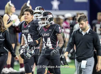 Thumbnail 2 in Longview vs. Wylie (UIL 5A Region II Regional Playoffs) photogallery.
