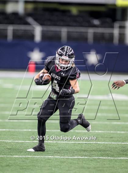Thumbnail 3 in Longview vs. Wylie (UIL 5A Region II Regional Playoffs) photogallery.
