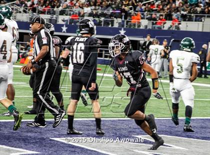 Thumbnail 3 in Longview vs. Wylie (UIL 5A Region II Regional Playoffs) photogallery.