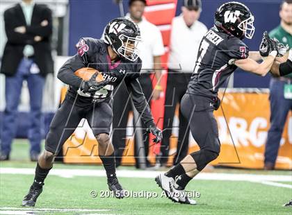 Thumbnail 2 in Longview vs. Wylie (UIL 5A Region II Regional Playoffs) photogallery.
