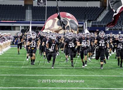 Thumbnail 2 in Longview vs. Wylie (UIL 5A Region II Regional Playoffs) photogallery.