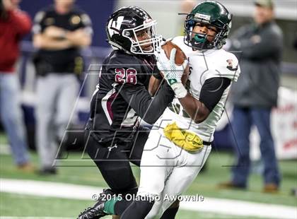 Thumbnail 2 in Longview vs. Wylie (UIL 5A Region II Regional Playoffs) photogallery.