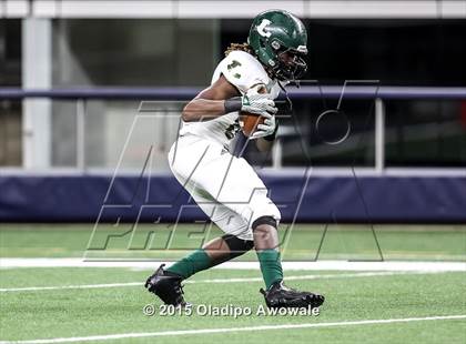 Thumbnail 3 in Longview vs. Wylie (UIL 5A Region II Regional Playoffs) photogallery.