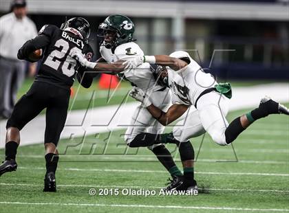 Thumbnail 3 in Longview vs. Wylie (UIL 5A Region II Regional Playoffs) photogallery.