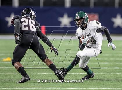 Thumbnail 2 in Longview vs. Wylie (UIL 5A Region II Regional Playoffs) photogallery.