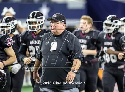 Thumbnail 1 in Longview vs. Wylie (UIL 5A Region II Regional Playoffs) photogallery.