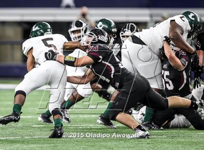 Thumbnail 1 in Longview vs. Wylie (UIL 5A Region II Regional Playoffs) photogallery.