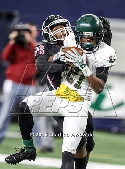 Thumbnail 3 in Longview vs. Wylie (UIL 5A Region II Regional Playoffs) photogallery.