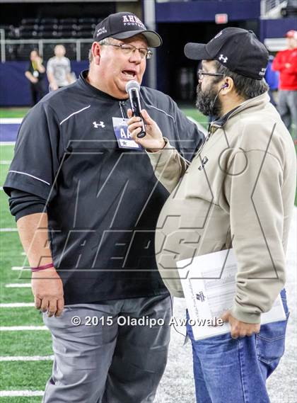 Thumbnail 2 in Longview vs. Wylie (UIL 5A Region II Regional Playoffs) photogallery.