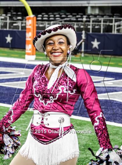 Thumbnail 1 in Longview vs. Wylie (UIL 5A Region II Regional Playoffs) photogallery.