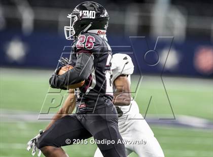 Thumbnail 2 in Longview vs. Wylie (UIL 5A Region II Regional Playoffs) photogallery.