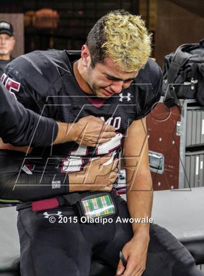 Thumbnail 3 in Longview vs. Wylie (UIL 5A Region II Regional Playoffs) photogallery.