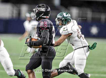 Thumbnail 2 in Longview vs. Wylie (UIL 5A Region II Regional Playoffs) photogallery.