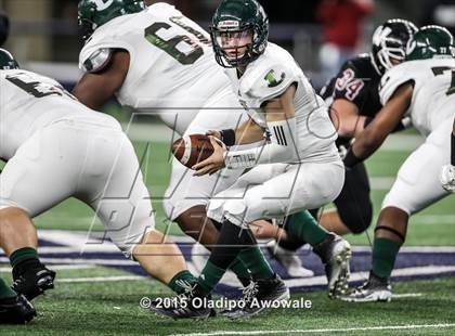 Thumbnail 1 in Longview vs. Wylie (UIL 5A Region II Regional Playoffs) photogallery.