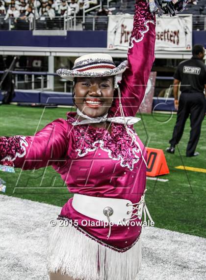 Thumbnail 2 in Longview vs. Wylie (UIL 5A Region II Regional Playoffs) photogallery.