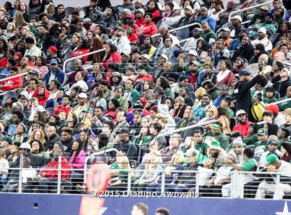 Thumbnail 2 in Longview vs. Wylie (UIL 5A Region II Regional Playoffs) photogallery.
