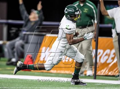 Thumbnail 3 in Longview vs. Wylie (UIL 5A Region II Regional Playoffs) photogallery.