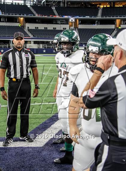 Thumbnail 1 in Longview vs. Wylie (UIL 5A Region II Regional Playoffs) photogallery.