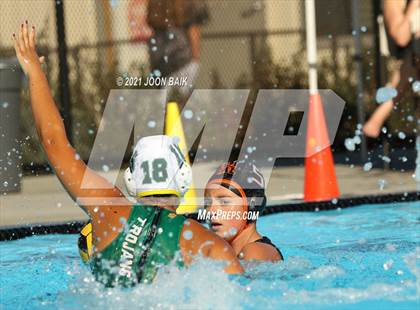 Thumbnail 2 in California vs Castro Valley (Tri-Valley Invitational) photogallery.