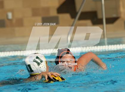Thumbnail 3 in California vs Castro Valley (Tri-Valley Invitational) photogallery.