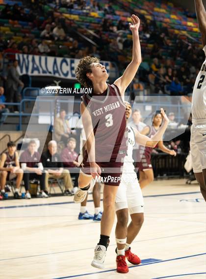 Thumbnail 2 in Tarrant vs. West Morgan (AHSAA 4A Regional First Round) photogallery.