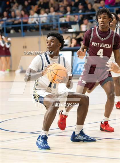 Thumbnail 2 in Tarrant vs. West Morgan (AHSAA 4A Regional First Round) photogallery.