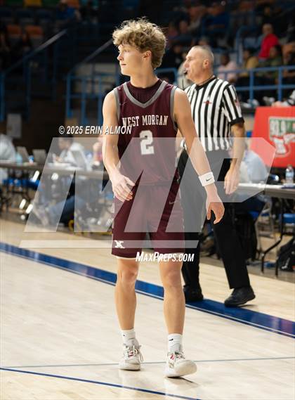 Thumbnail 3 in Tarrant vs. West Morgan (AHSAA 4A Regional First Round) photogallery.