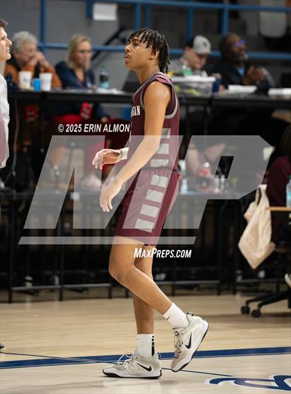 Thumbnail 2 in Tarrant vs. West Morgan (AHSAA 4A Regional First Round) photogallery.