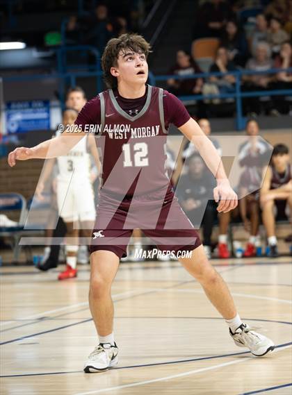 Thumbnail 3 in Tarrant vs. West Morgan (AHSAA 4A Regional First Round) photogallery.