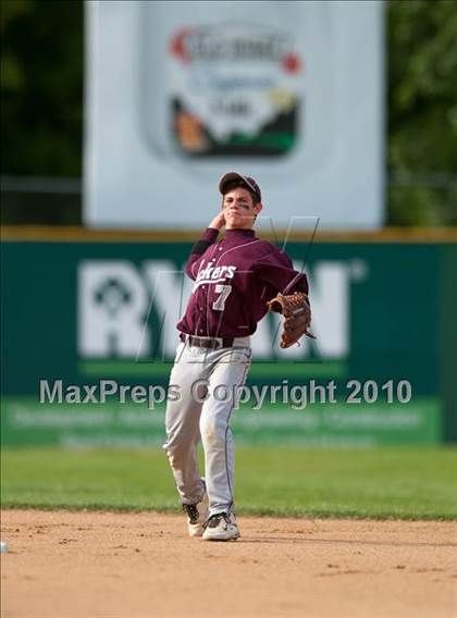 Thumbnail 3 in Hill-Murray vs. South St. Paul (Section 4AAA Playoffs) photogallery.