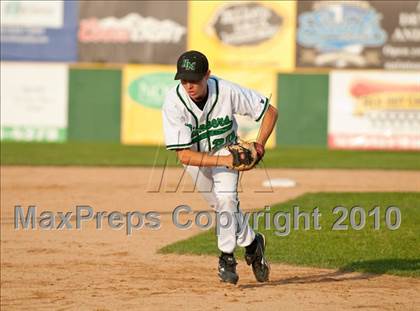Thumbnail 1 in Hill-Murray vs. South St. Paul (Section 4AAA Playoffs) photogallery.