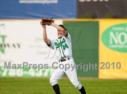 Thumbnail 3 in Hill-Murray vs. South St. Paul (Section 4AAA Playoffs) photogallery.