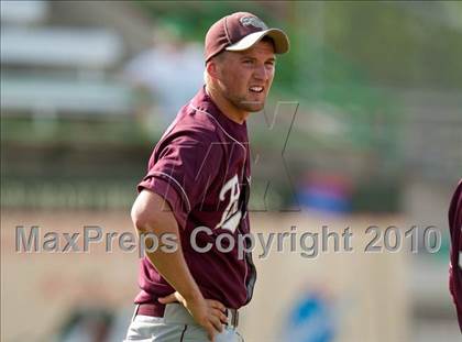 Thumbnail 1 in Hill-Murray vs. South St. Paul (Section 4AAA Playoffs) photogallery.