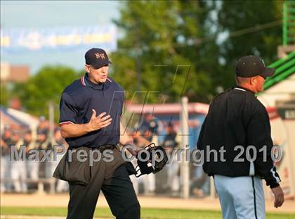 Thumbnail 2 in Hill-Murray vs. South St. Paul (Section 4AAA Playoffs) photogallery.