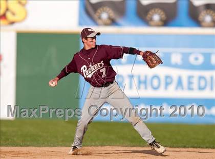Thumbnail 1 in Hill-Murray vs. South St. Paul (Section 4AAA Playoffs) photogallery.