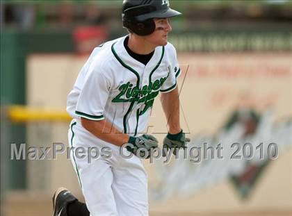 Thumbnail 3 in Hill-Murray vs. South St. Paul (Section 4AAA Playoffs) photogallery.
