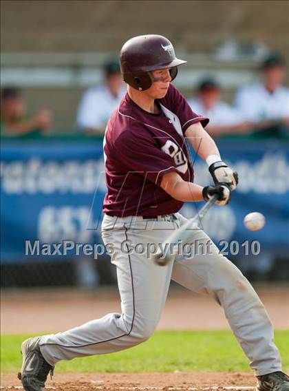 Thumbnail 1 in Hill-Murray vs. South St. Paul (Section 4AAA Playoffs) photogallery.